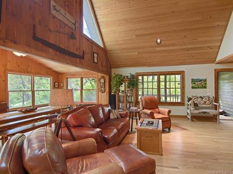 123 Fox Tower Rd, Brevard, NC 28712 photo 3