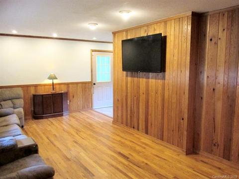 260 Hillcrest St, Sylva, NC 28779 photo 6