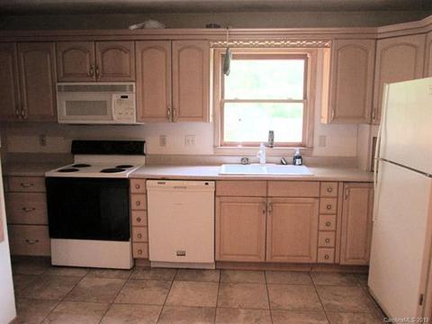 260 Hillcrest St, Sylva, NC 28779 photo 9
