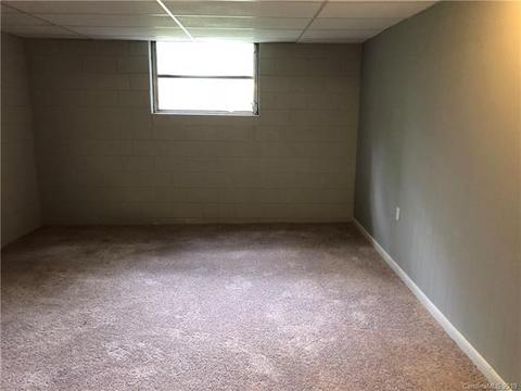 652 7th Avenue Se Pl SE, Hickory, NC 28602 photo 16
