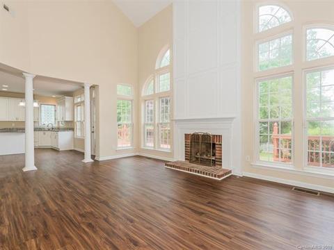615 Cheval Dr, Fort Mill, SC 29708 photo 9