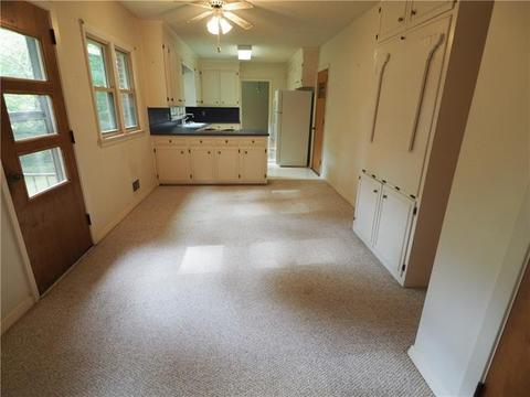 714 2nd Ave, Conover, NC 28613 photo 5