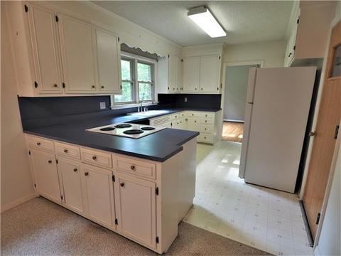 714 2nd Ave, Conover, NC 28613 photo 6