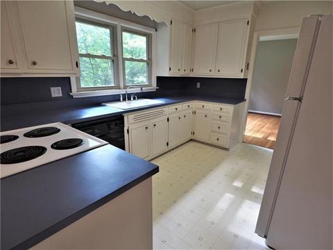 714 2nd Ave, Conover, NC 28613 photo 8