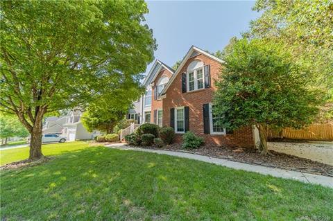 8625 Forest Shadow Cir, Cornelius, NC 28031 photo 1