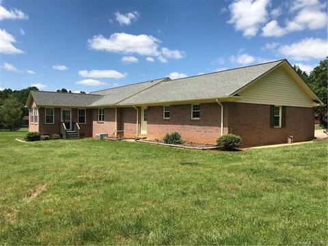 703 Maple St, Locust, NC 28097 photo 2