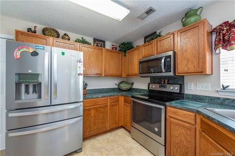 3440 Fairmeadow Dr, Lancaster, SC 29720 photo 12