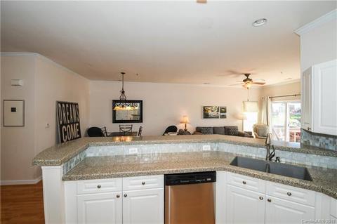 18515 Harborside Dr, Cornelius, NC 28031 photo 7