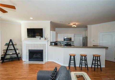 18515 Harborside Dr, Cornelius, NC 28031 photo 10