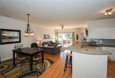 18515 Harborside Dr, Cornelius, NC 28031 photo 5