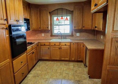 711 2nd St, Conover, NC 28613 photo 12
