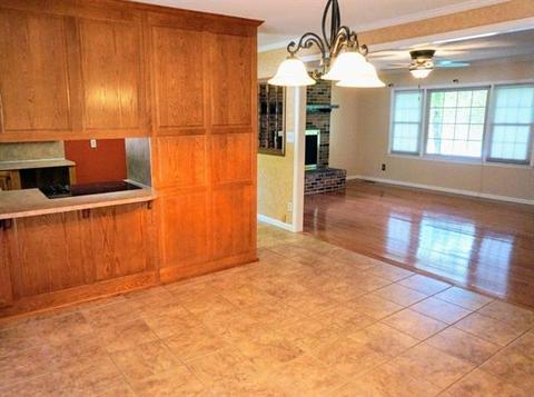 711 2nd St, Conover, NC 28613 photo 11