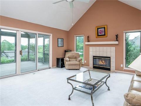104 Highview Ln, Flat Rock, NC 28731 photo 7