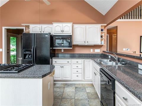 104 Highview Ln, Flat Rock, NC 28731 photo 14