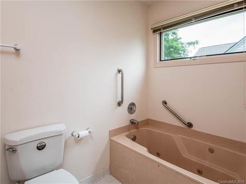 104 Highview Ln, Flat Rock, NC 28731 photo 21