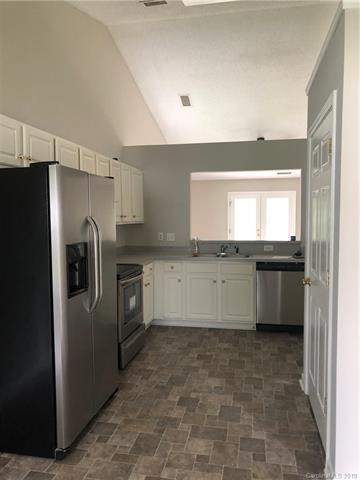 2000 Summit Ridge Ln, Kannapolis, NC 28083 photo 2