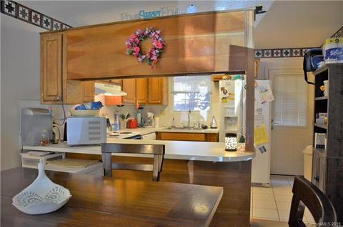 102 Brandywine Dr #U4, Conover, NC 28613 photo 9