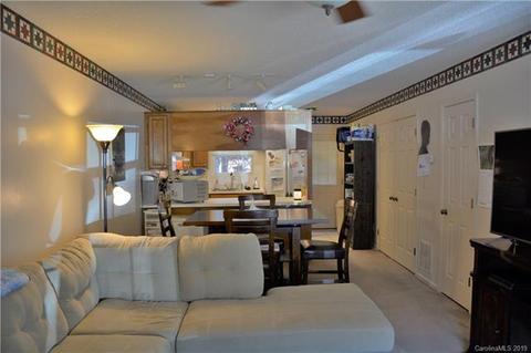 102 Brandywine Dr #U4, Conover, NC 28613 photo 6