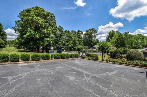 8424 Forest Shadow Cir, Cornelius, NC 28031 photo 35