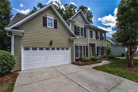 8424 Forest Shadow Cir, Cornelius, NC 28031 photo 3
