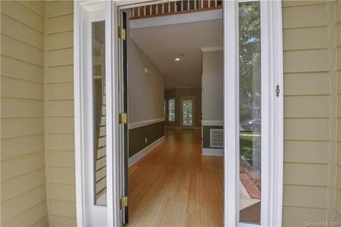 8424 Forest Shadow Cir, Cornelius, NC 28031 photo 5
