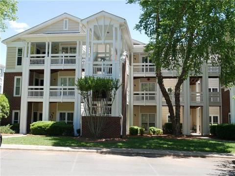 920 Jetton St #38, Davidson, NC 28036 photo 1