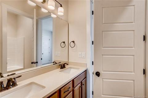 619 Daventry Ct, Clover, SC 29710 photo 20