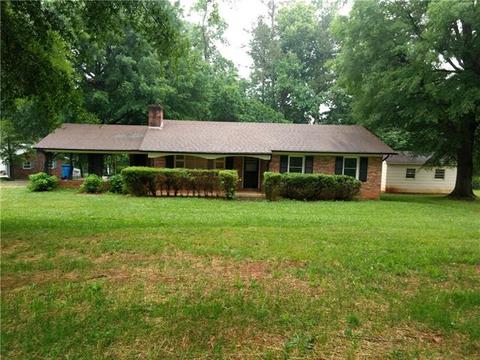 3440 Lester St, Conover, NC 28613 photo 7