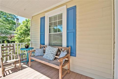 418 Walnut St, Davidson, NC 28036 photo 4