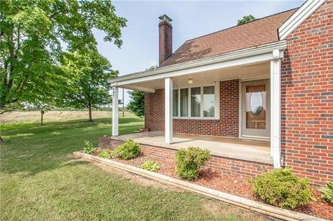 407 Mullis Rd, Harmony, NC 28634 photo 22