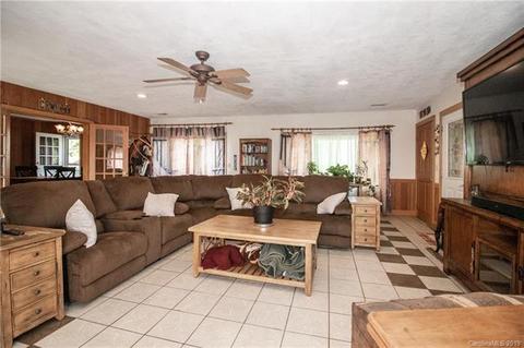 407 Mullis Rd, Harmony, NC 28634 photo 7
