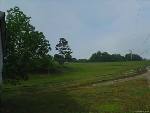 2075 Baird St, Valdese, NC 28690 photo 6