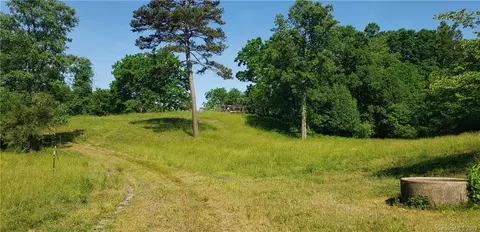 2075 Baird St, Valdese, NC 28690 photo 10