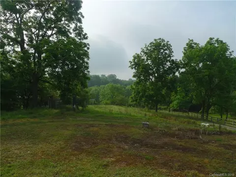 2075 Baird St, Valdese, NC 28690 photo 8
