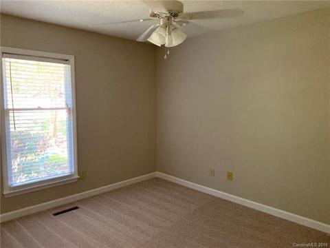19605 Grasmere Pl, Cornelius, NC 28031 photo 9