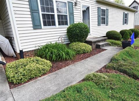 124 Cedar Forest Loop, Hickory, NC 28601 photo 3