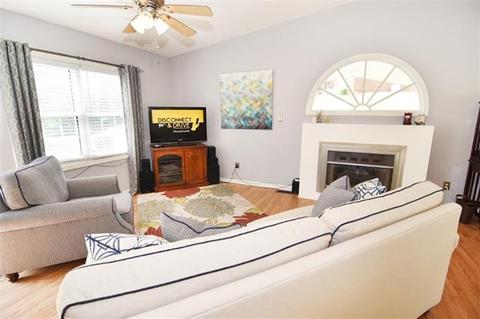 124 Cedar Forest Loop, Hickory, NC 28601 photo 6