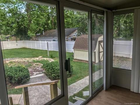 65 Charles St, Clyde, NC 28721 photo 17