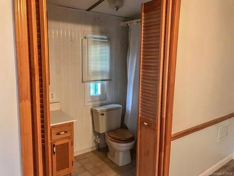 65 Charles St, Clyde, NC 28721 photo 21