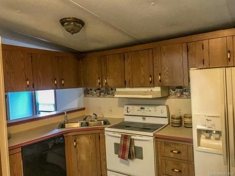 65 Charles St, Clyde, NC 28721 photo 14