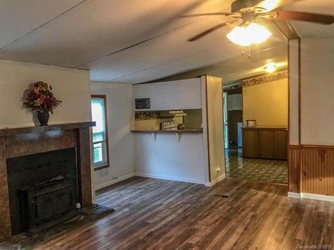65 Charles St, Clyde, NC 28721 photo 11
