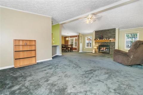 41 Mcgee Cir, Fairview, NC 28730 photo 9