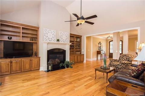 6695 Fox Ridge Cir, Davidson, NC 28036 photo 12