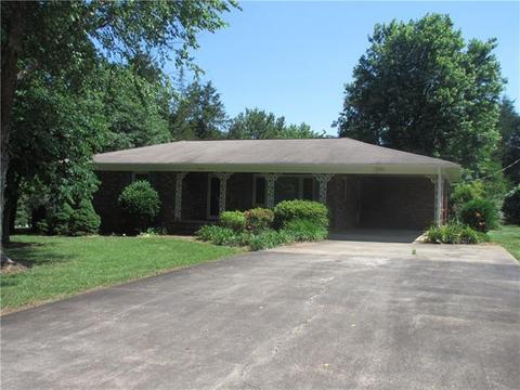 3960 Lai Ber Dr, Conover, NC 28613 photo 5