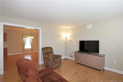 112 Speaks Rd, Olin, NC 28660 photo 4