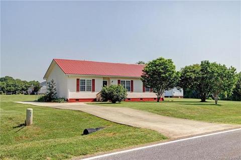 112 Speaks Rd, Olin, NC 28660 photo 3
