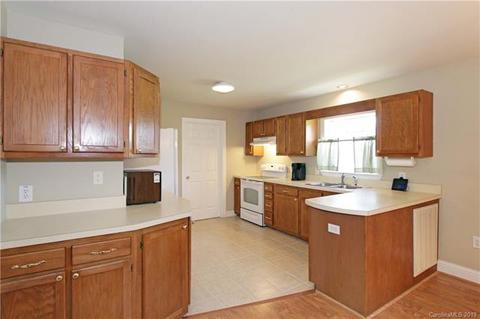 112 Speaks Rd, Olin, NC 28660 photo 9