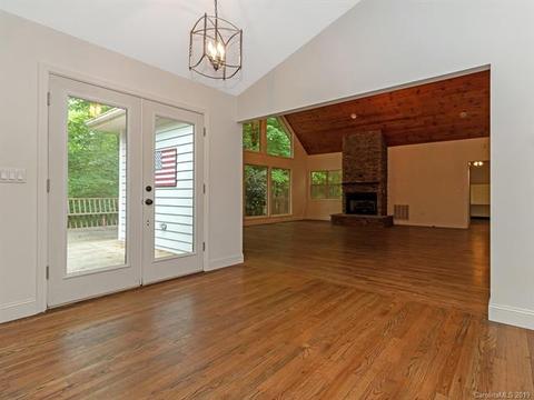 5 Mayapple Ln, Brevard, NC 28712 photo 11