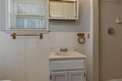 178 E Main St, Spindale, NC 28160 photo 17
