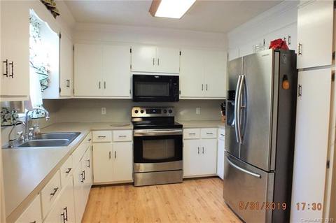2786 Kirkover Dr, Lancaster, SC 29720 photo 6